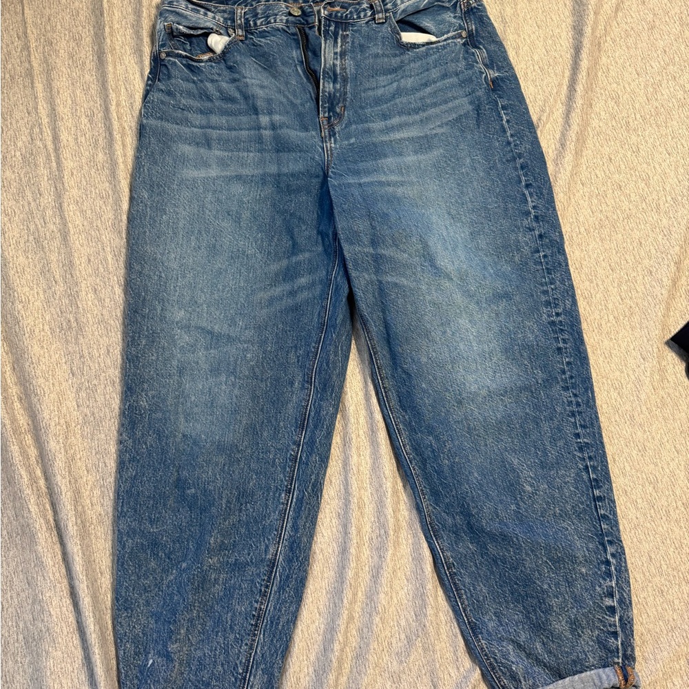 American Eagle Relaxed Mom Jeans size 14 long